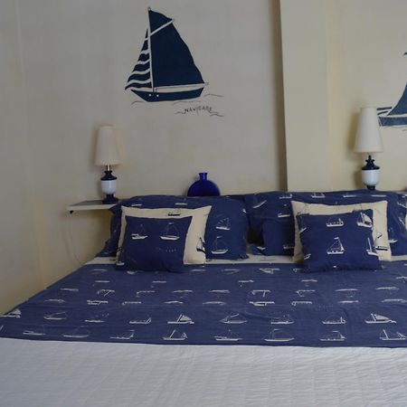 Yacht Club Sal Bed & Breakfast Palmeira Ngoại thất bức ảnh