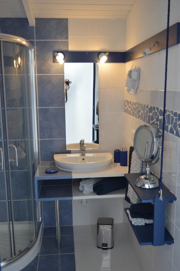 Yacht Club Sal Bed & Breakfast Palmeira Ngoại thất bức ảnh