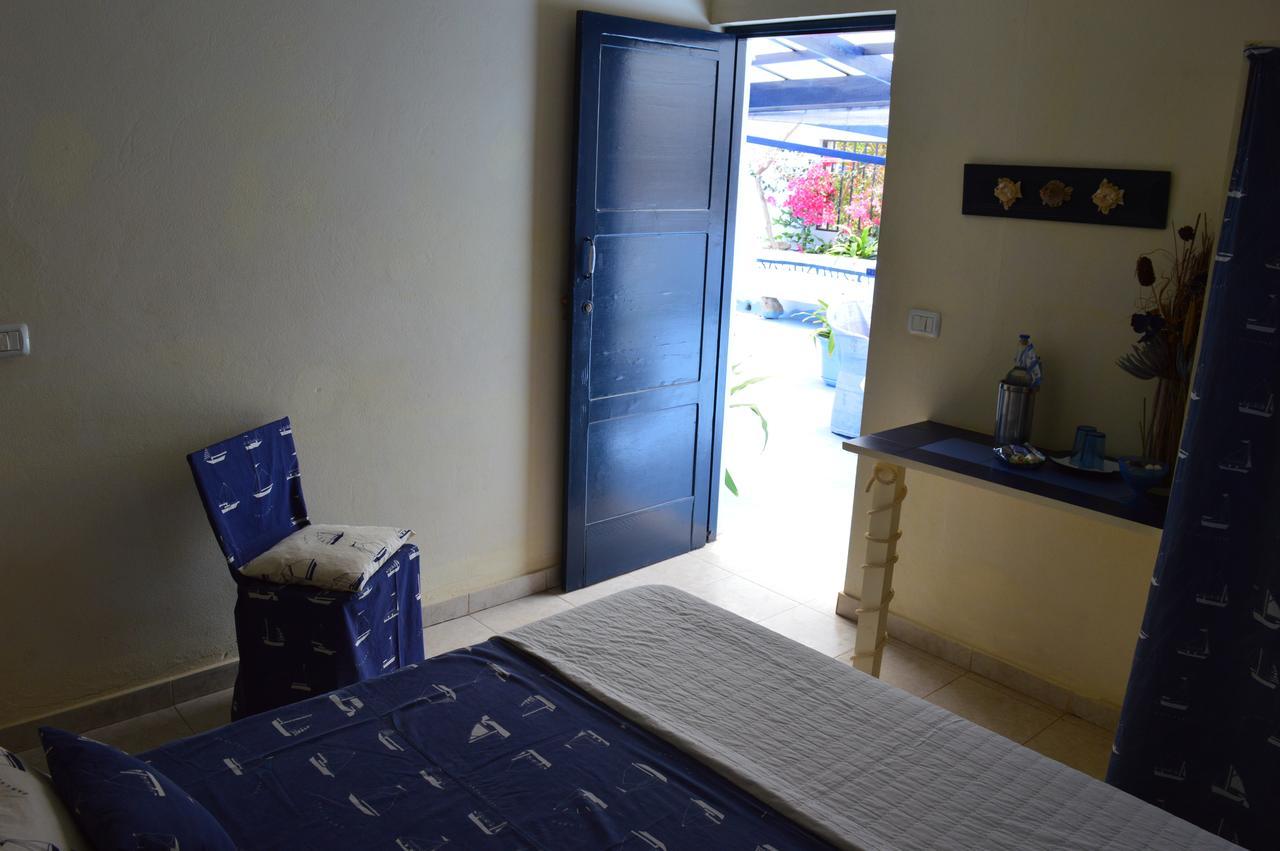 Yacht Club Sal Bed & Breakfast Palmeira Ngoại thất bức ảnh