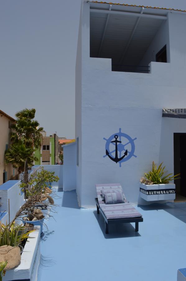 Yacht Club Sal Bed & Breakfast Palmeira Ngoại thất bức ảnh